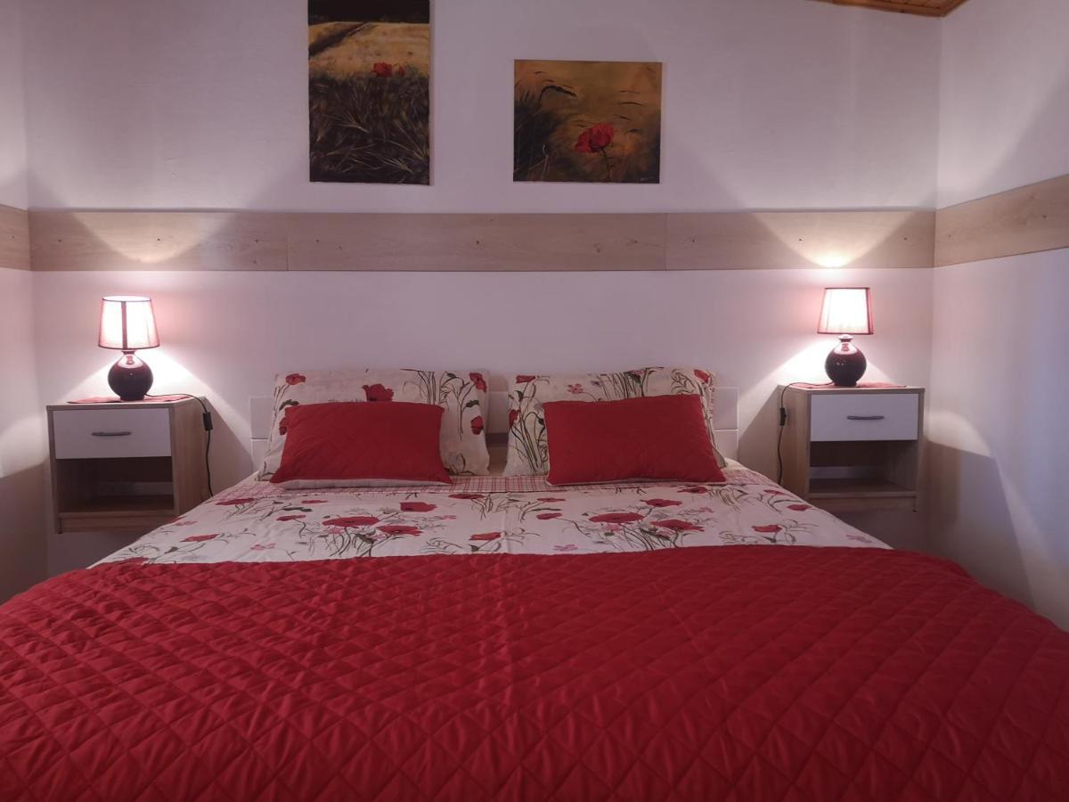Villa Pineta à Gračišče Extérieur photo